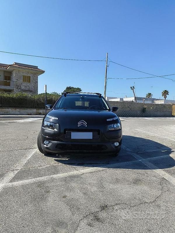 Usata Citroën C4 100 CV (73 kW) 2017 Nero Berlina