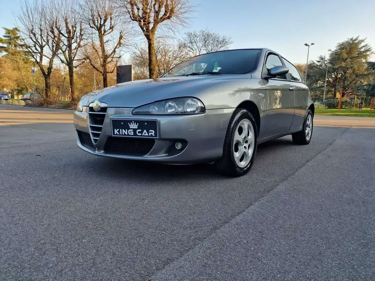 Usata Alfa Romeo 147 Exclusive 120 CV (88 kW) 2006 Other Utilitaria