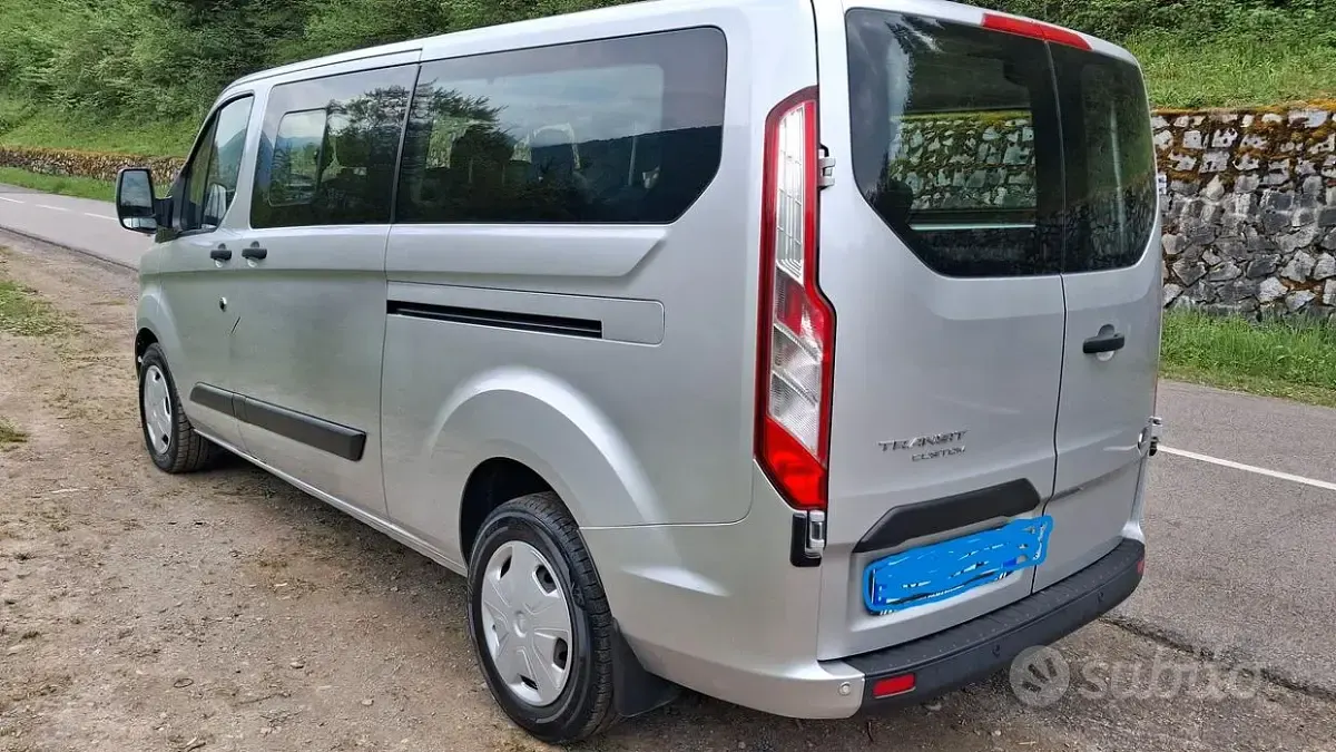 Occasion Ford Transit Custom Trend 131 ch (96 kW) 2021 Gris Monospace