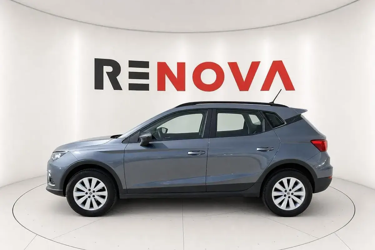 Usata Seat Arona Style 95 CV (69 kW) 2017 Grigio SUV