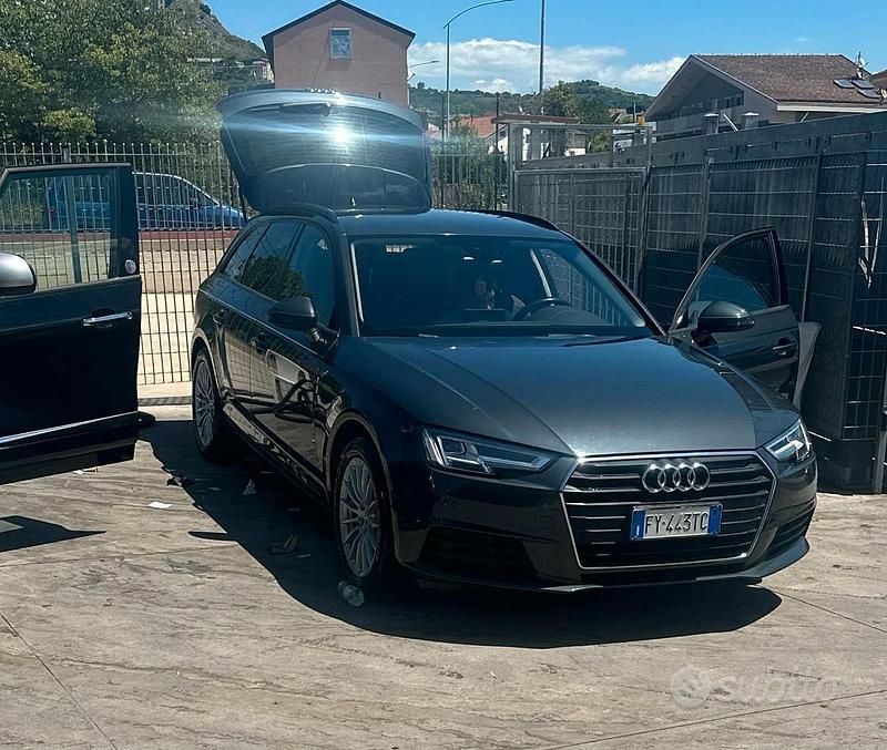 Usata Audi A4 Sport 122 CV (89 kW) 2019 Grigio Station wagon
