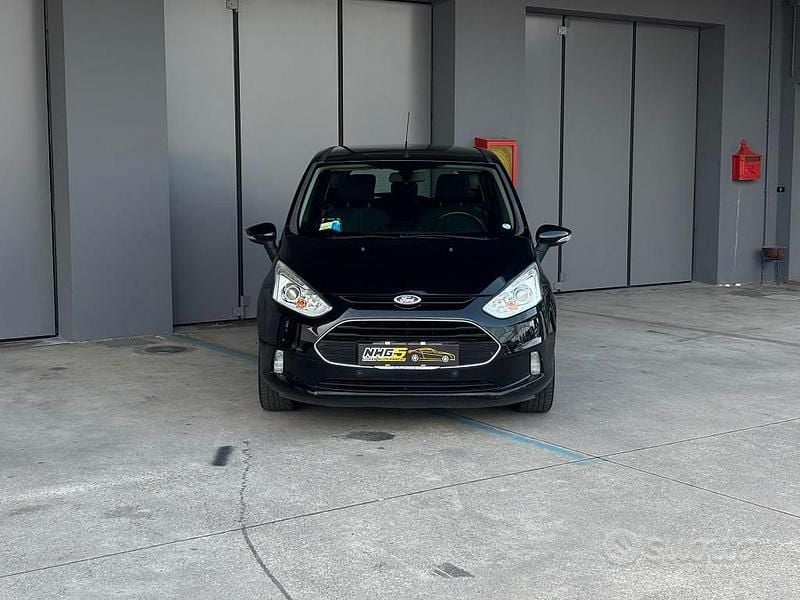 Begagnad Ford B-MAX Titanium 90 HK (66 kW) 2012 Svart Minibuss