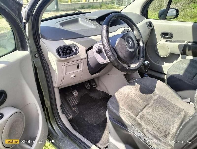 Usata Renault Modus Privilege 65 CV (47 kW) 2005 Monovolume