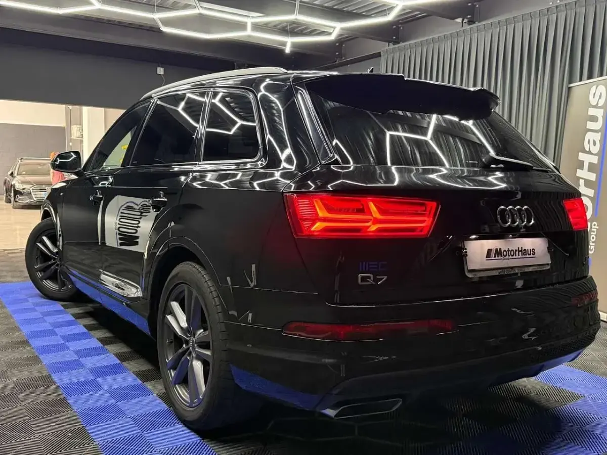 Usata Audi Q7 Sport 218 CV (160 kW) 2018 Nero SUV