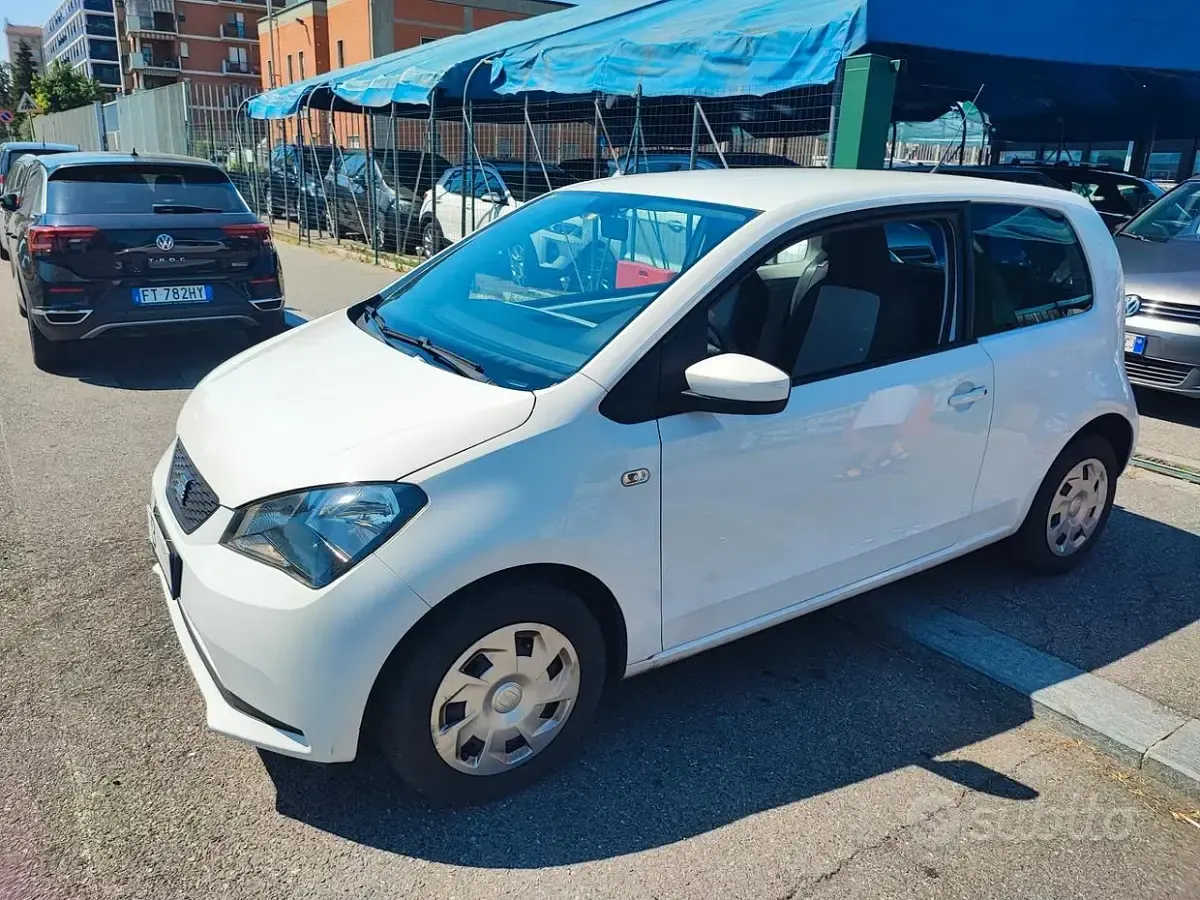 Usata Seat Mii Chic 60 CV (44 kW) 2014 Bianco Utilitaria