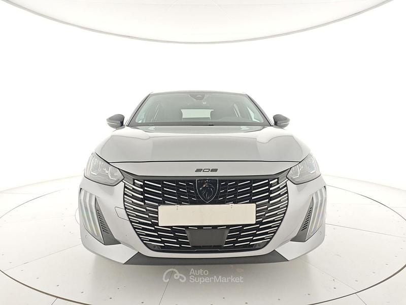 Usata Peugeot 208 Allure 101 CV (74 kW) 2025 Argento Utilitaria
