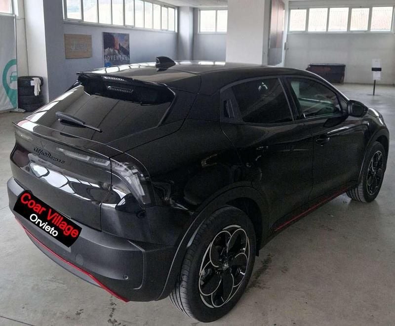 Usata Alfa Romeo Junior Edizione Speciale 114 kW (156 CV) 2025 Nero SUV
