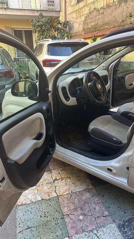 Usata Fiat Panda Young 69 CV (50 kW) 2014 Utilitaria