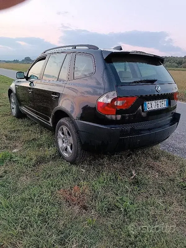 Usata BMW X3 Efficient Dynamics 150 CV (110 kW) 2005 Nero SUV