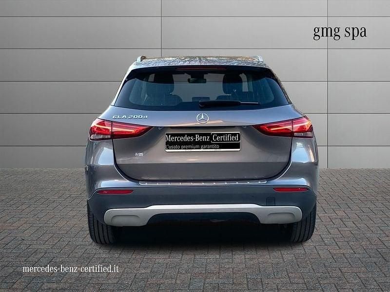 Usata Mercedes GLA200 Executive 150 CV (110 kW) 2022 Grigio SUV