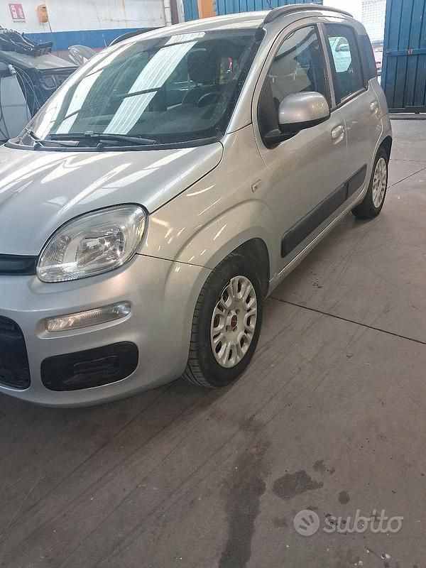 Usata Fiat Panda 69 CV (50 kW) 2016 Grigio Berlina