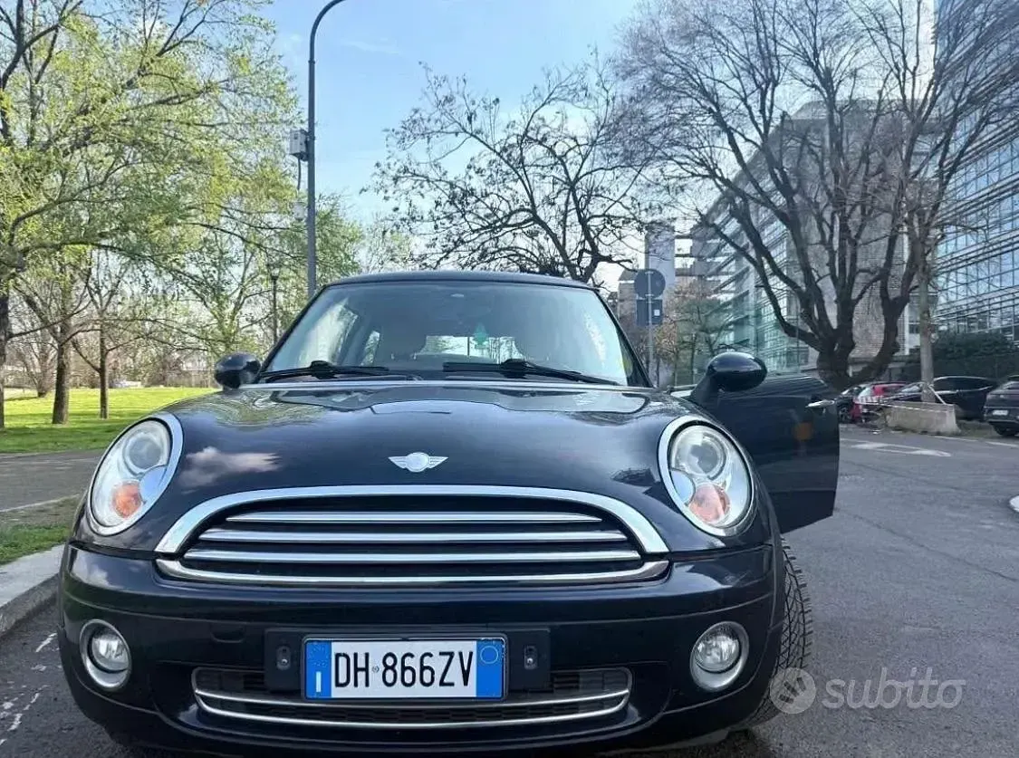 Usata Mini Cooper 120 CV (88 kW) 2007 Nero Utilitaria