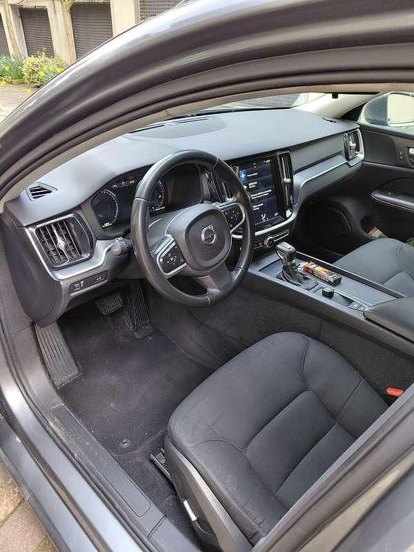 Usata Volvo V60 Business Edition 150 CV (110 kW) 2019 Grigio Station wagon