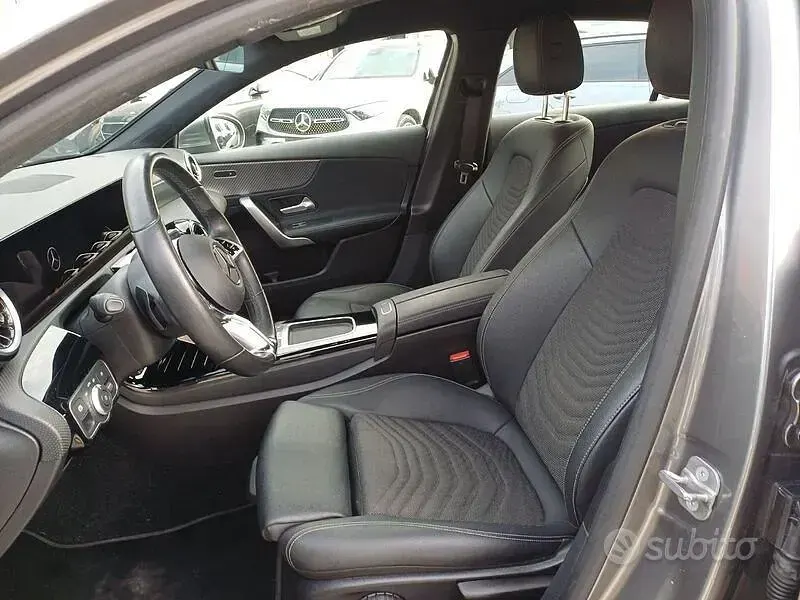 Usata Mercedes A180 Progressive 2024 Grigio Berlina
