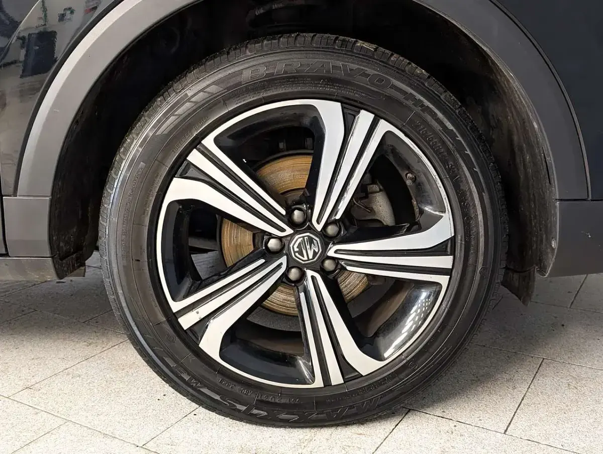 Usata MG ZS Comfort 106 CV (77 kW) 2023 Nero SUV