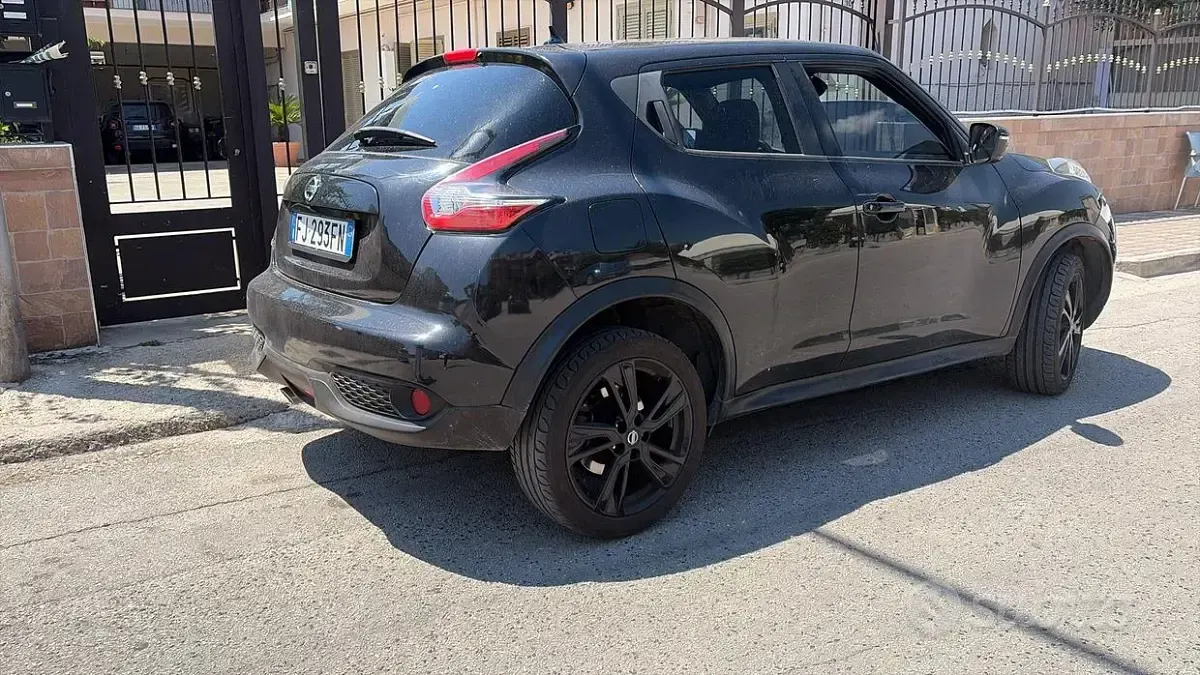 Usata Nissan Juke Tekna 110 CV (80 kW) 2017 Nero SUV