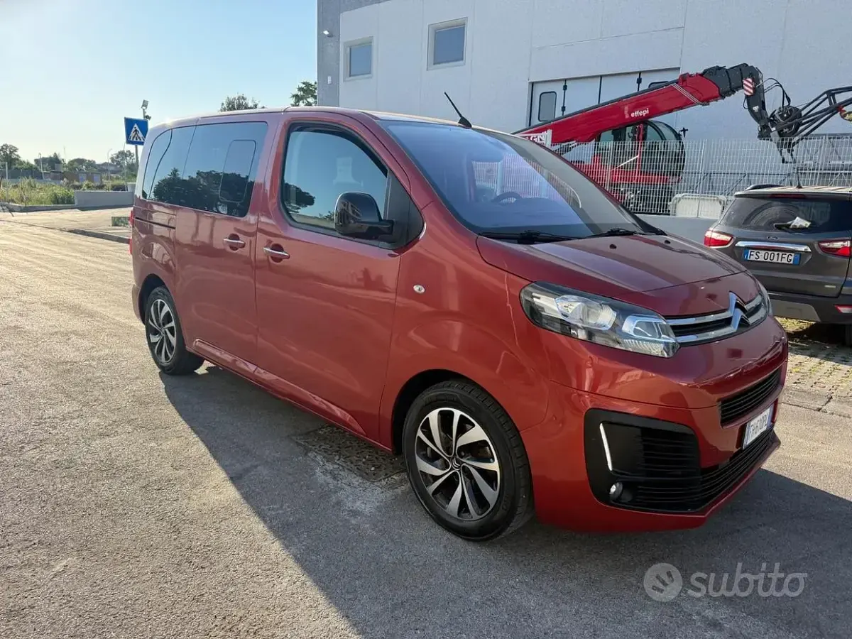 Usata Citroën Spacetourer 150 CV (110 kW) 2017 Rosso Monovolume