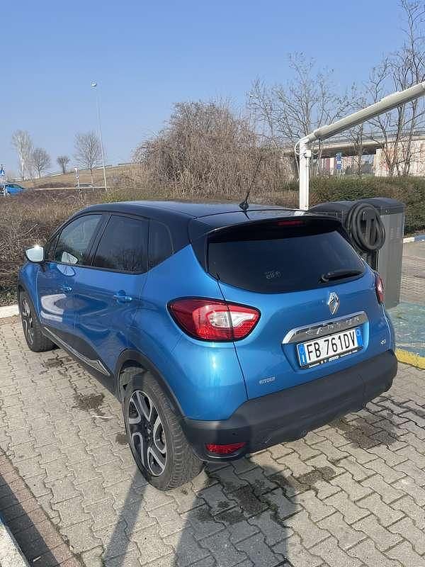 Usata Renault Captur Intens 90 CV (66 kW) 2015 Blu/azzurro SUV