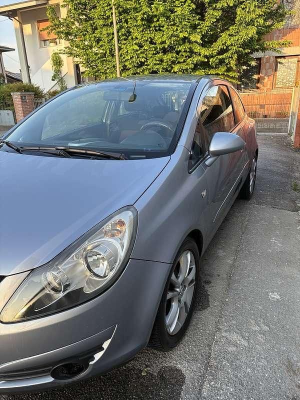 Usata Opel Corsa Enjoy 80 CV (58 kW) 2008 Blu/azzurro Utilitaria