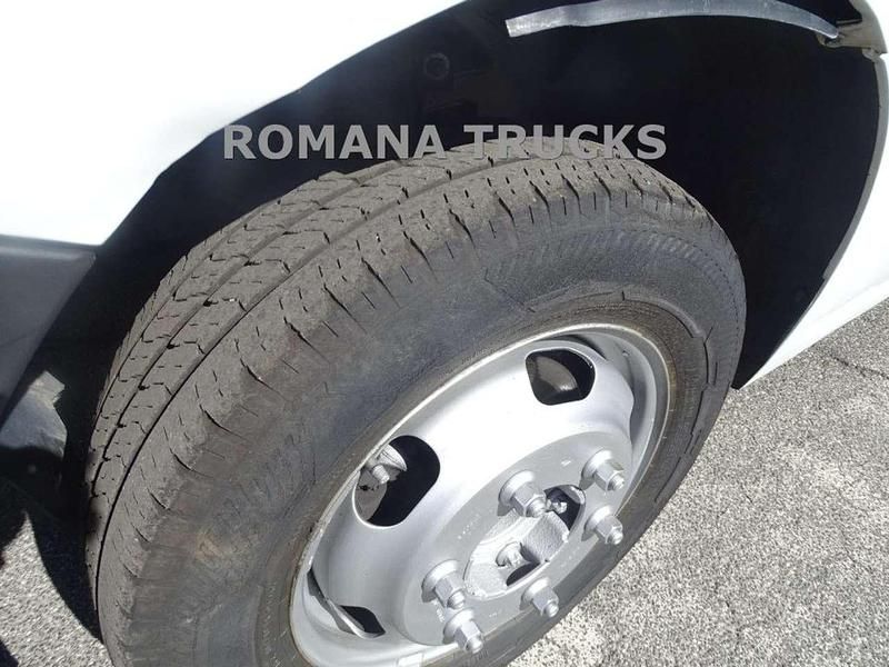 Usata Opel Movano 145 CV (106 kW) 2016 Bianco pastello Furgone