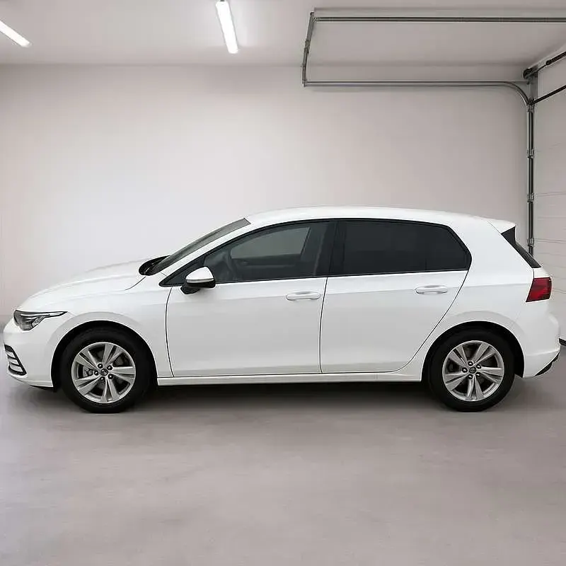 Usata VW Golf VIII Life 150 CV (110 kW) 2020 Bianco Berlina