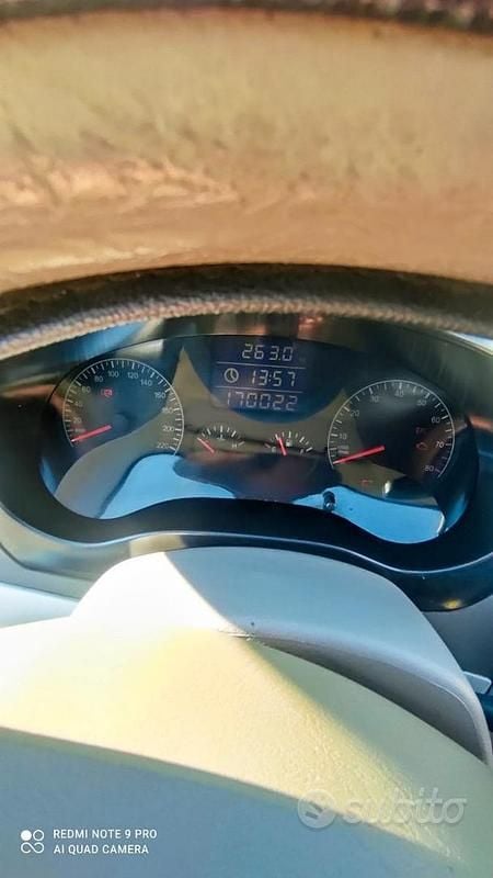 Usata DR DR5 118 CV (86 kW) 2012 Nero SUV