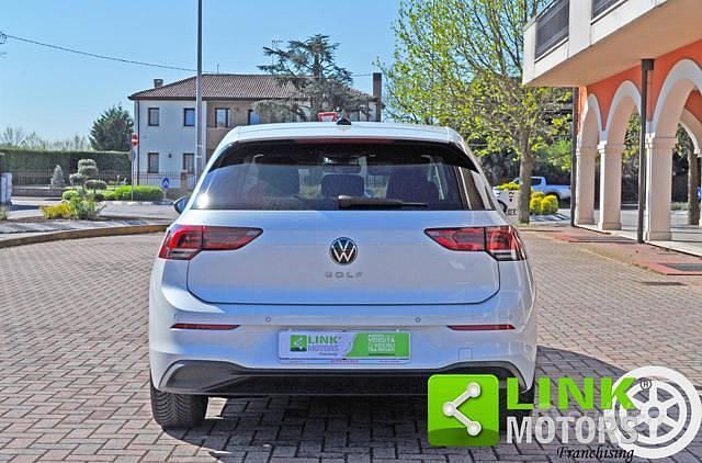 Usata VW Golf VII Life 150 CV (110 kW) 2020 Bianco Berlina