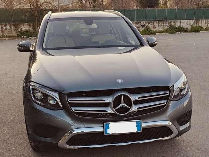Usata Mercedes GLC250 204 CV (150 kW) 2016 Grigio SUV