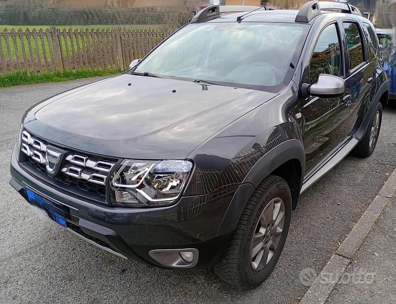Usata Dacia Duster 110 CV (80 kW) 2014 Grigio SUV
