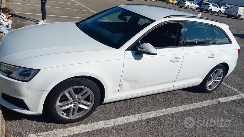 Usata Audi A4 120 CV (88 kW) 2016 Utilitaria