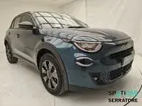 Usata Fiat 600 110 CV (80 kW) 2024 Verde SUV