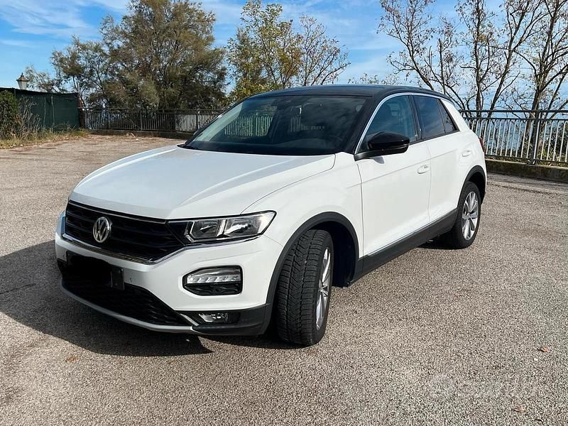 Usata VW T-Roc Advance 150 CV (110 kW) 2018 Bianco SUV