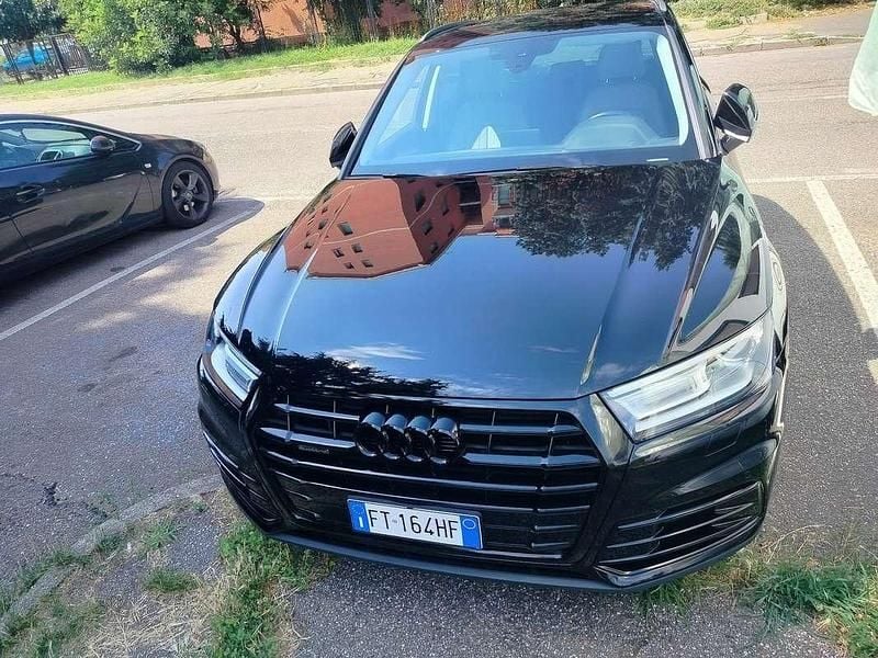 Usata 2018 Audi Q5 S-line plus SUV | 30.000 € (Cara) - Immagine 1/4