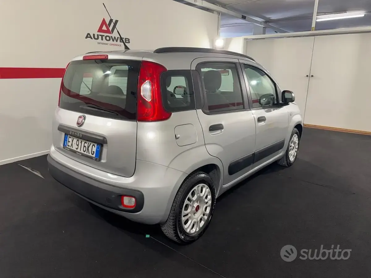 Usata Fiat Panda Lounge 69 CV (50 kW) 2014 Grigio Utilitaria