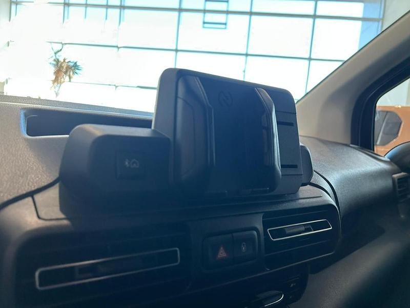 Nuova Fiat Doblò 131 CV (96 kW) 2025 Blu Monovolume