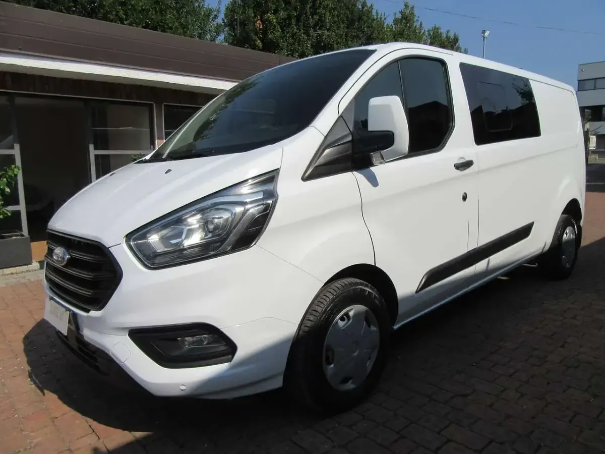 Usata Ford Transit Custom 131 CV (96 kW) 2022 Bianco Furgone