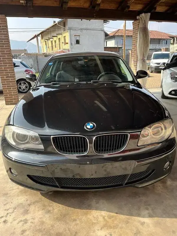 Usata BMW 120 177 CV (130 kW) 2008 Utilitaria