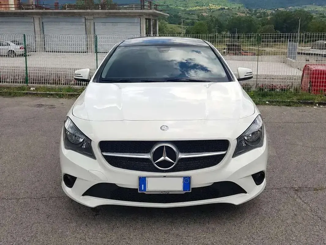 Käytetty Mercedes CLA180 109 HP (80 kW) 2014 Valkoinen Sedan