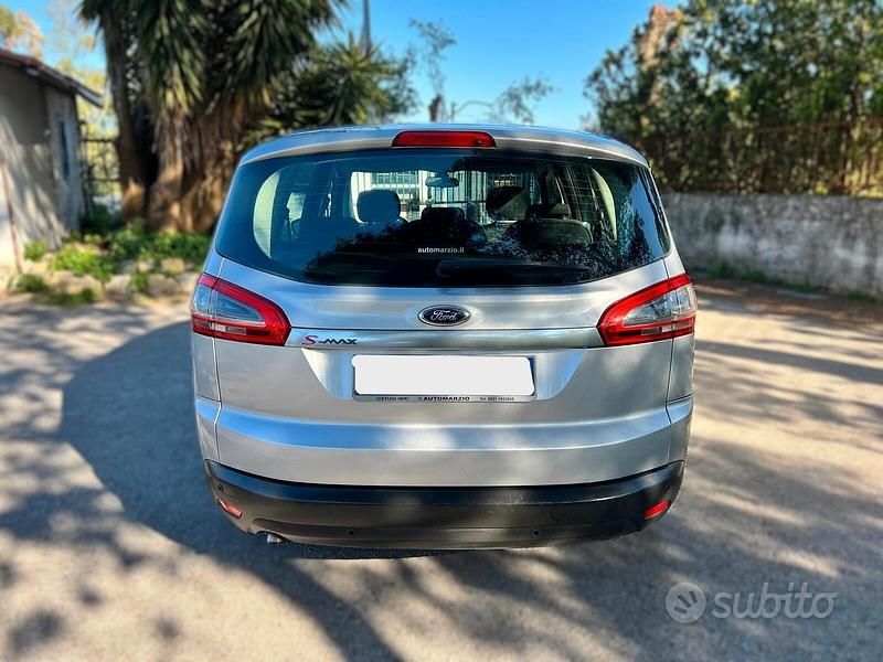 Usata Ford S-MAX Titanium 163 CV (119 kW) 2012 Grigio Monovolume