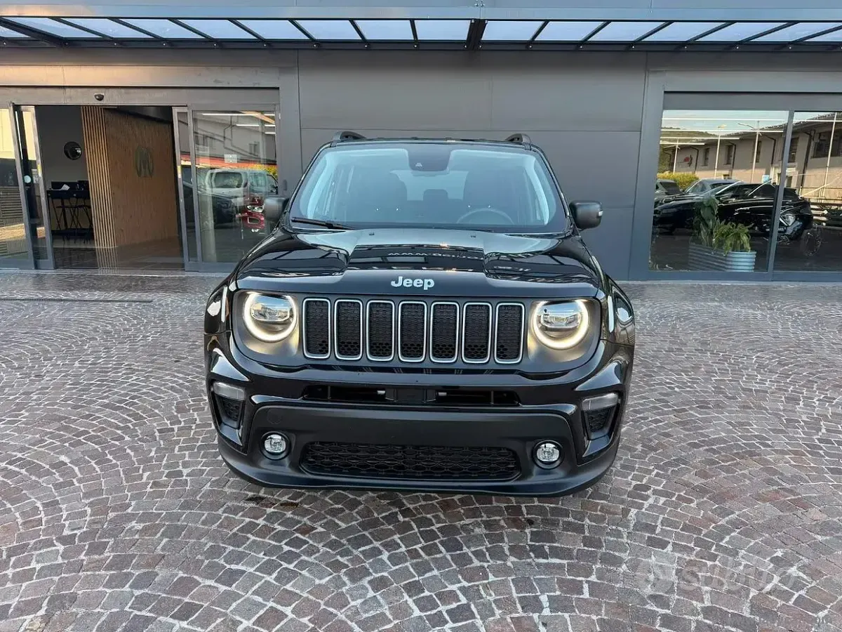 Usata Jeep Renegade Altitude 131 CV (96 kW) 2024 Nero SUV