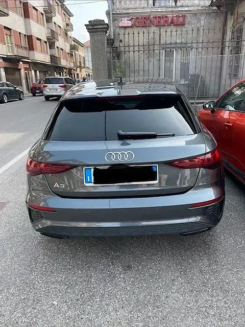Usata Audi A3 Sportback S-Line 116 CV (85 kW) 2024 Grigio Utilitaria
