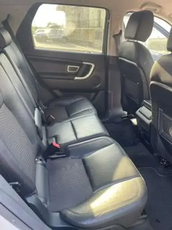 Usata Land Rover Discovery Sport SE 150 CV (110 kW) 2017 Grigio SUV