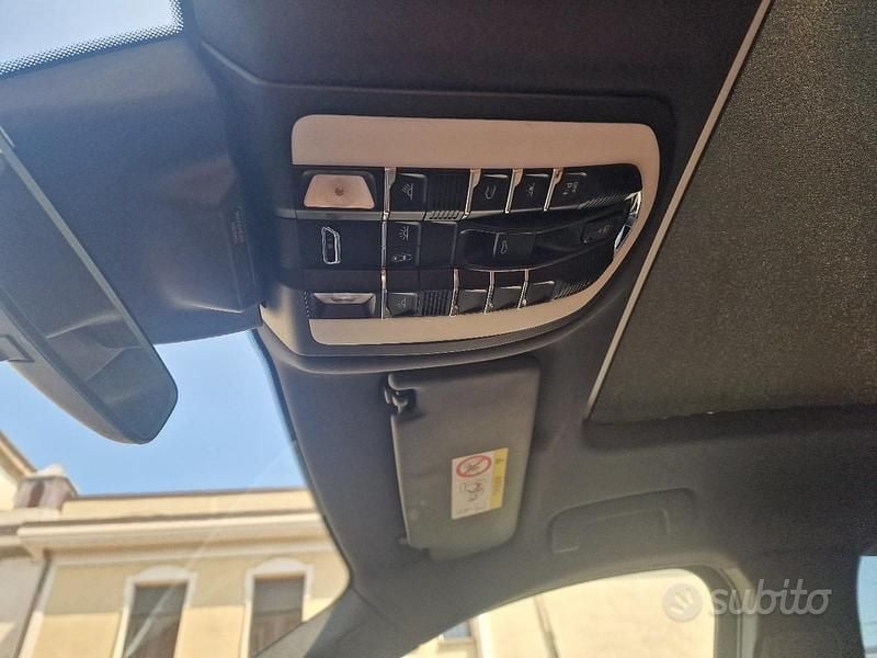 Usata Porsche Macan 245 CV (180 kW) 2020 Grigio SUV