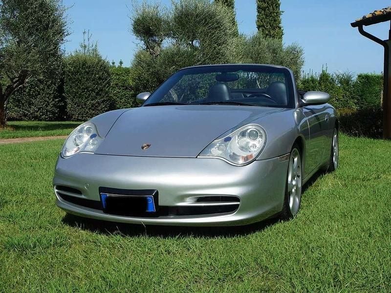 Usata Porsche 911 Carrera 4 Cabriolet 320 CV (235 kW) 2004 Argento Cabrio