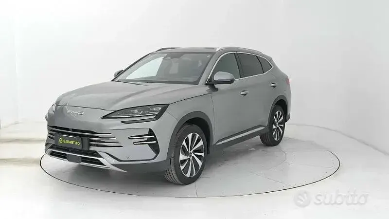 Usata BYD Seal U Boost 218 CV (160 kW) 2024 Grigio SUV