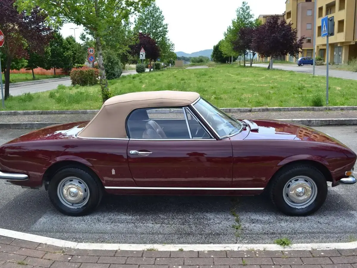 Usata Peugeot 504 97 CV (71 kW) 1977 Bordeaux Cabrio