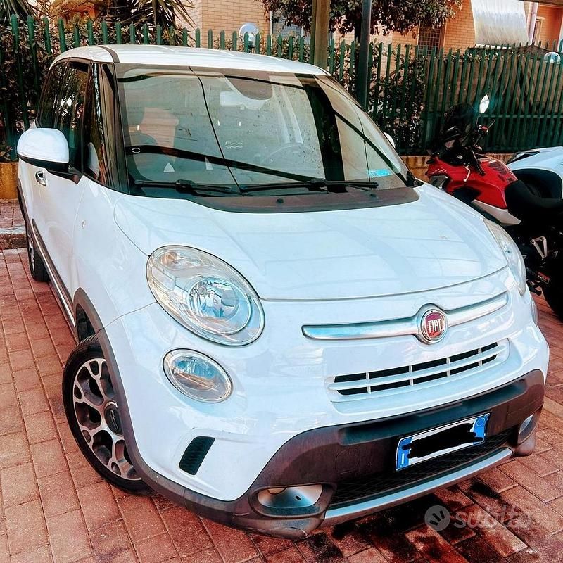 Usata Fiat 500L Trekking 84 CV (61 kW) 2014 Bianco Monovolume