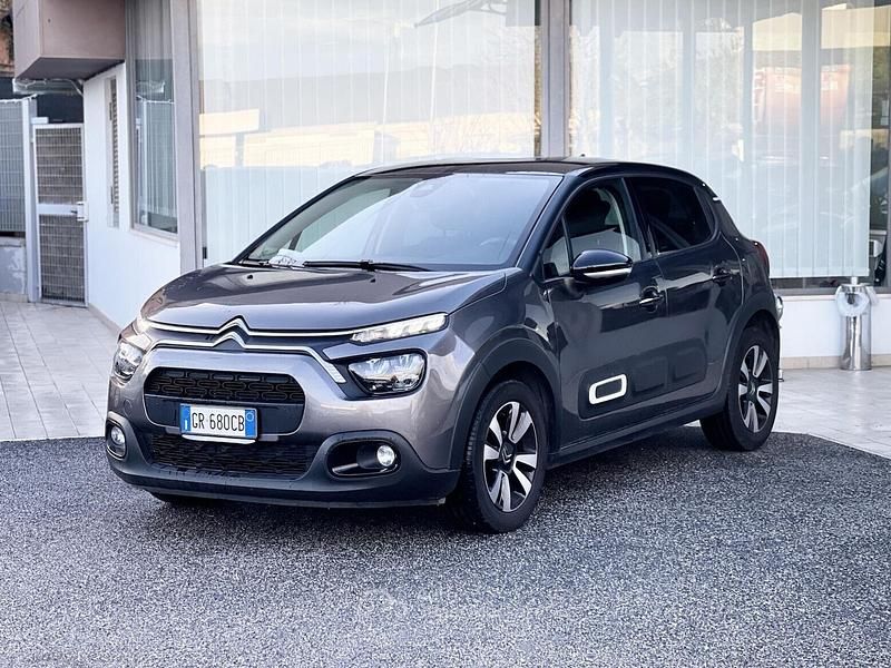 Usata Citroën C3 110 CV (80 kW) 2023 Gray Berlina