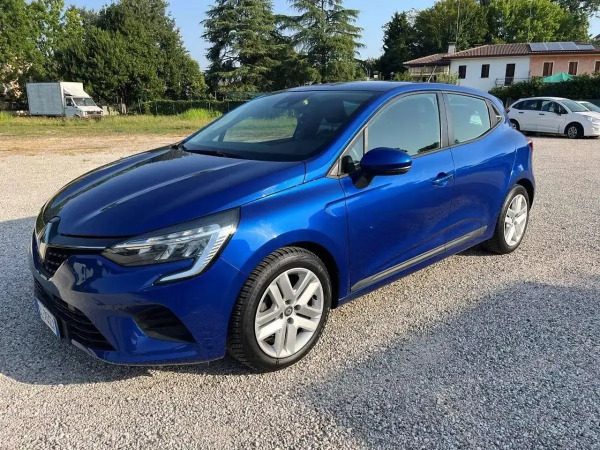 Usata Renault Clio V 91 CV (66 kW) 2022 Terqh  blu ferro Berlina