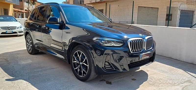 Blu Usata 2022 BMW X3 M Sport SUV | 39.990 € (Buon prezzo) - Immagine 1/4